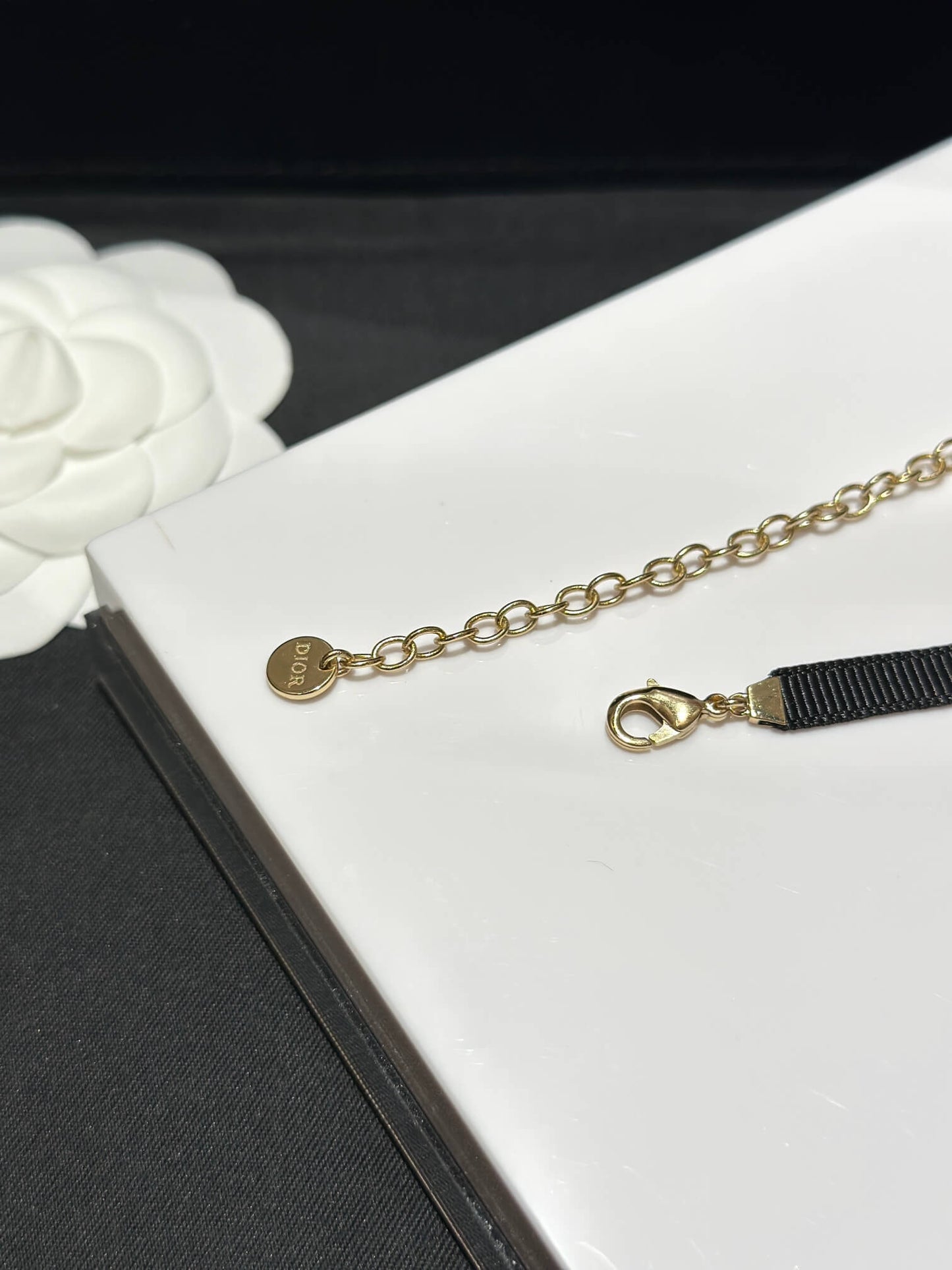 pearl double c diamond necklace versatile fashion celebrity style xlc7
