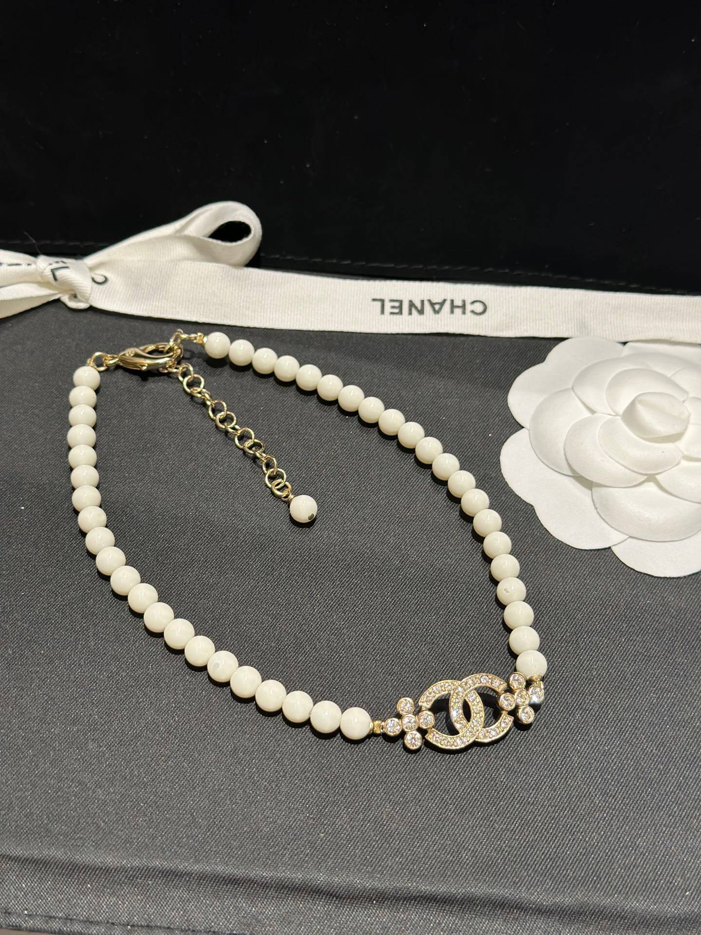pearl double c diamond necklace versatile fashion celebrity style xlc7