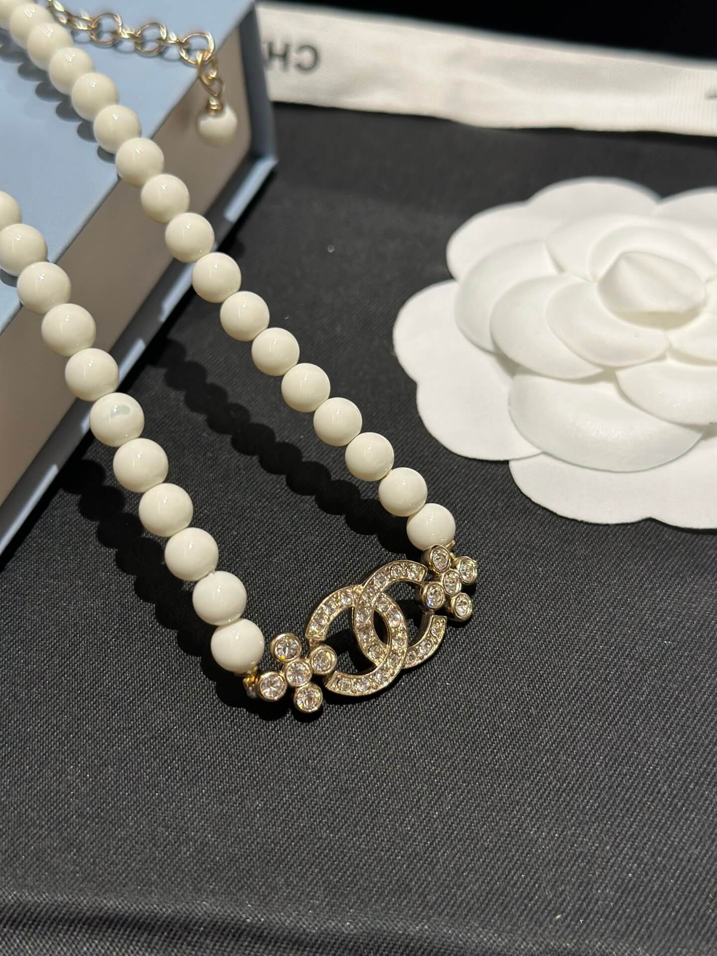 pearl double c diamond necklace versatile fashion celebrity style xlc7