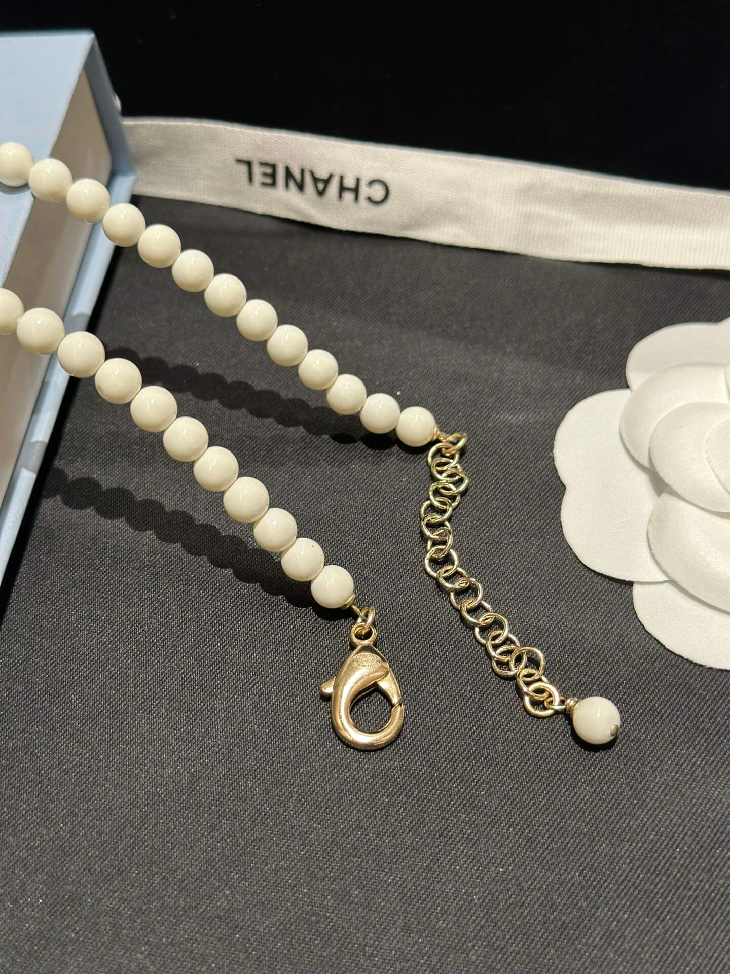 pearl double c diamond necklace versatile fashion celebrity style xlc7