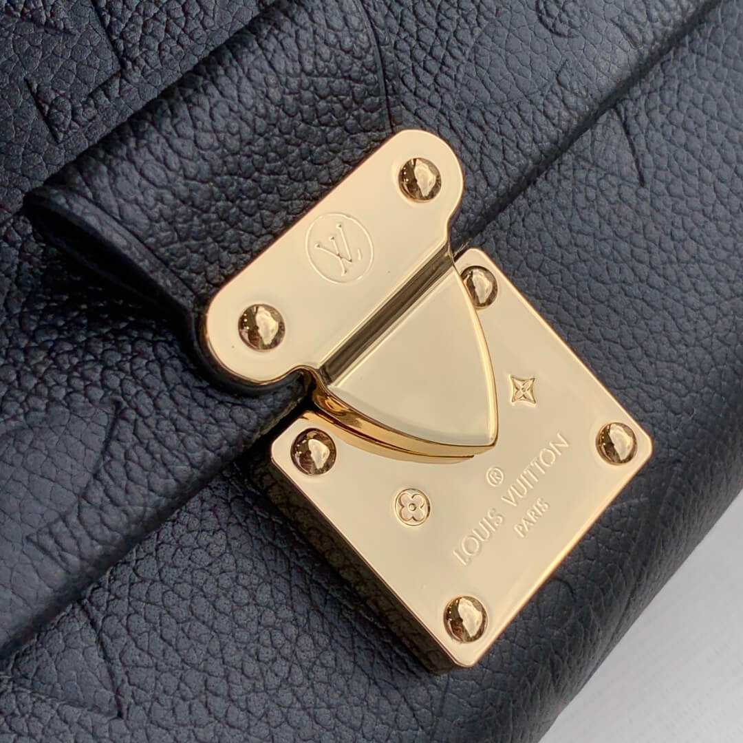 m45813 favorite favorite monogram 24cm black tourterelle creme