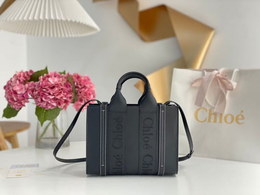 CHL- SMALL WOODY TOTE BAG Black 04227565