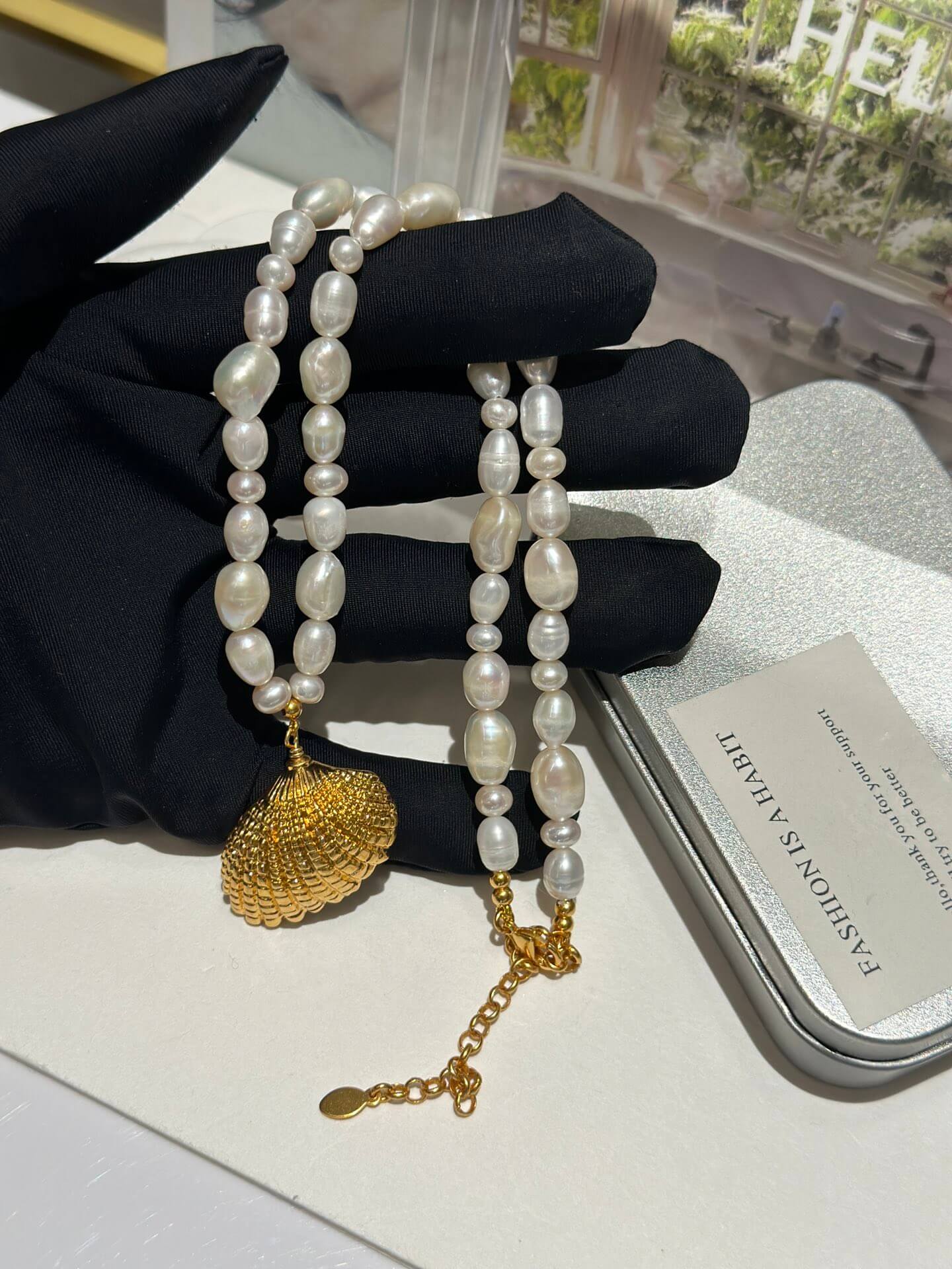 shell pearl trendy niche design medieval necklace xlc13