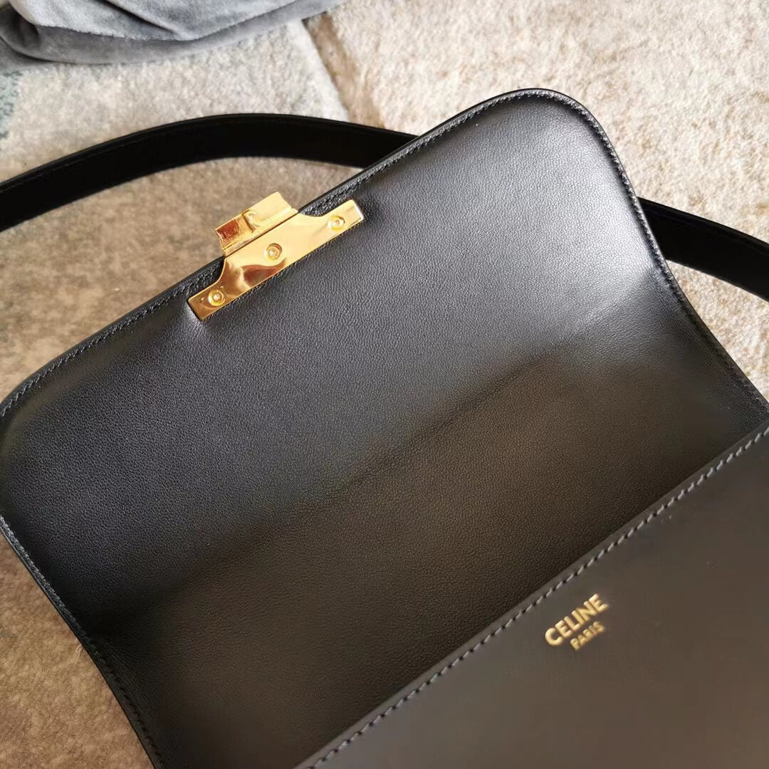 cl 188423 teen triomphe bag in shiny calfskin black