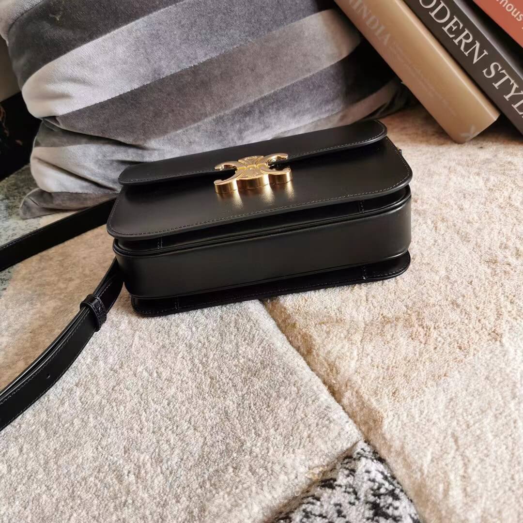 cl 188423 teen triomphe bag in shiny calfskin black