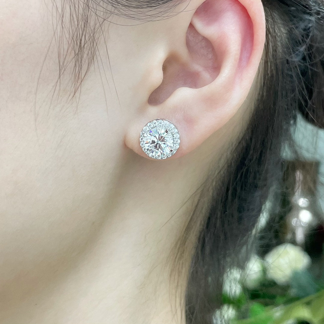 Tiffany round diamond earrings MLD15180