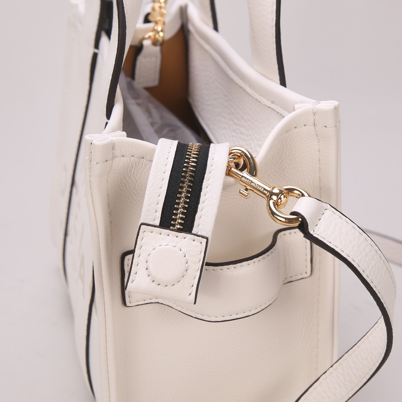mj tote leather bags white