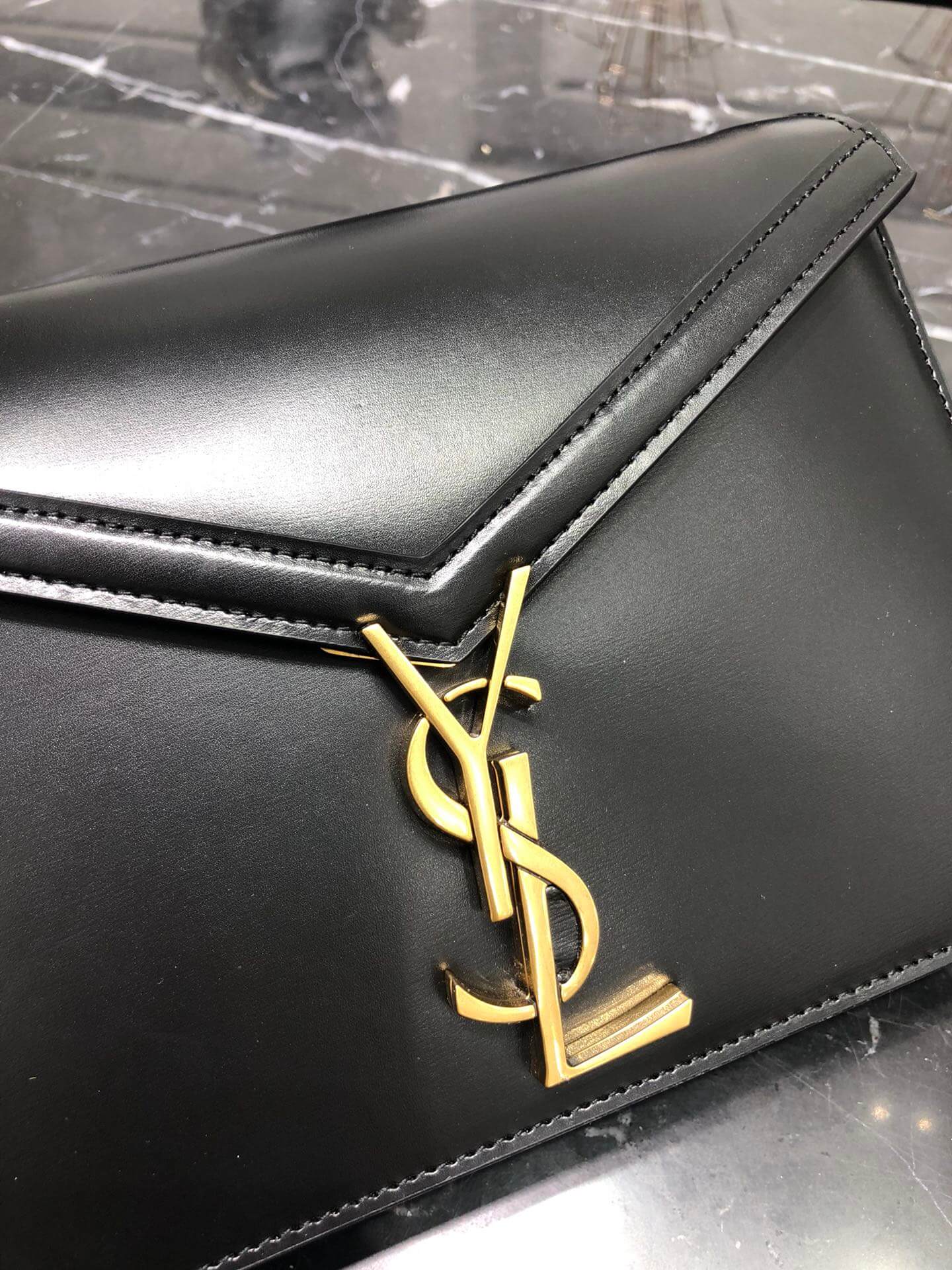 ysl 532750 black cassandra medium chain bag in smooth leather