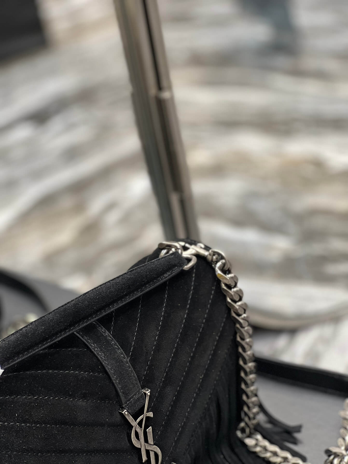 college medium chain bag in light suede with fringes black 392737