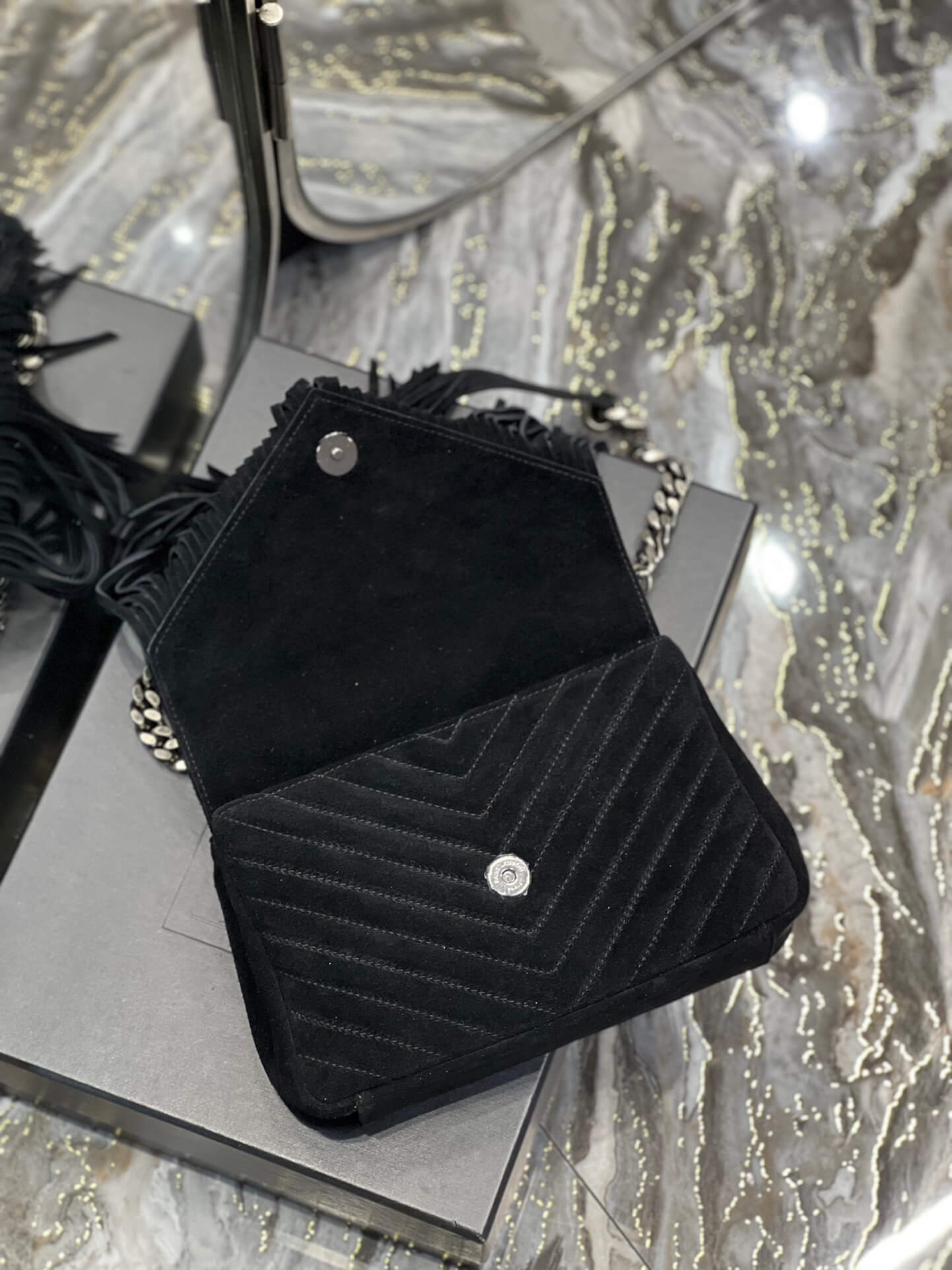 college medium chain bag in light suede with fringes black 392737