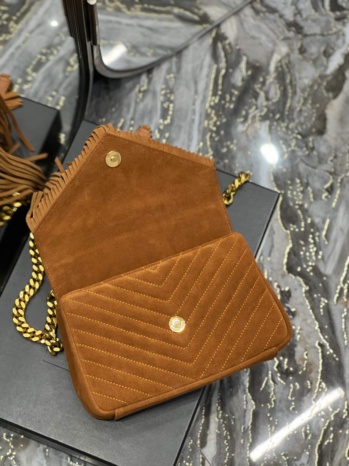 college medium chain bag in light suede with fringes brown 392737