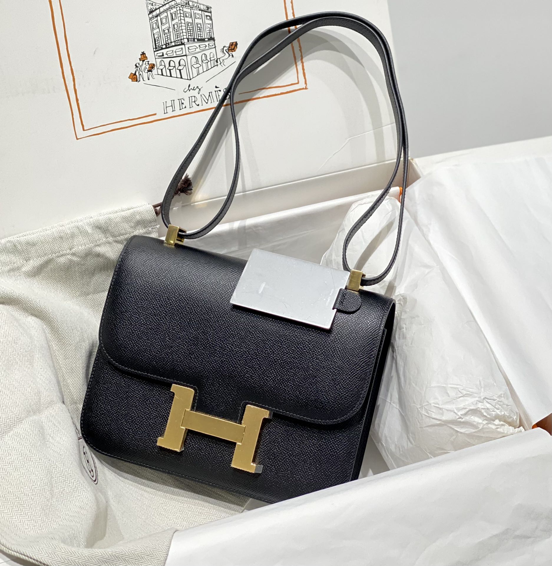 Hermès Constance 23 Black Gold 26050923