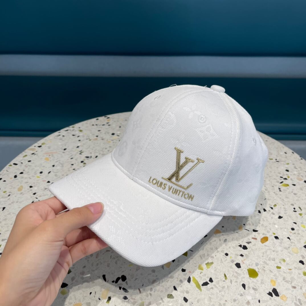 lou baseball hat for summer 20230730 white