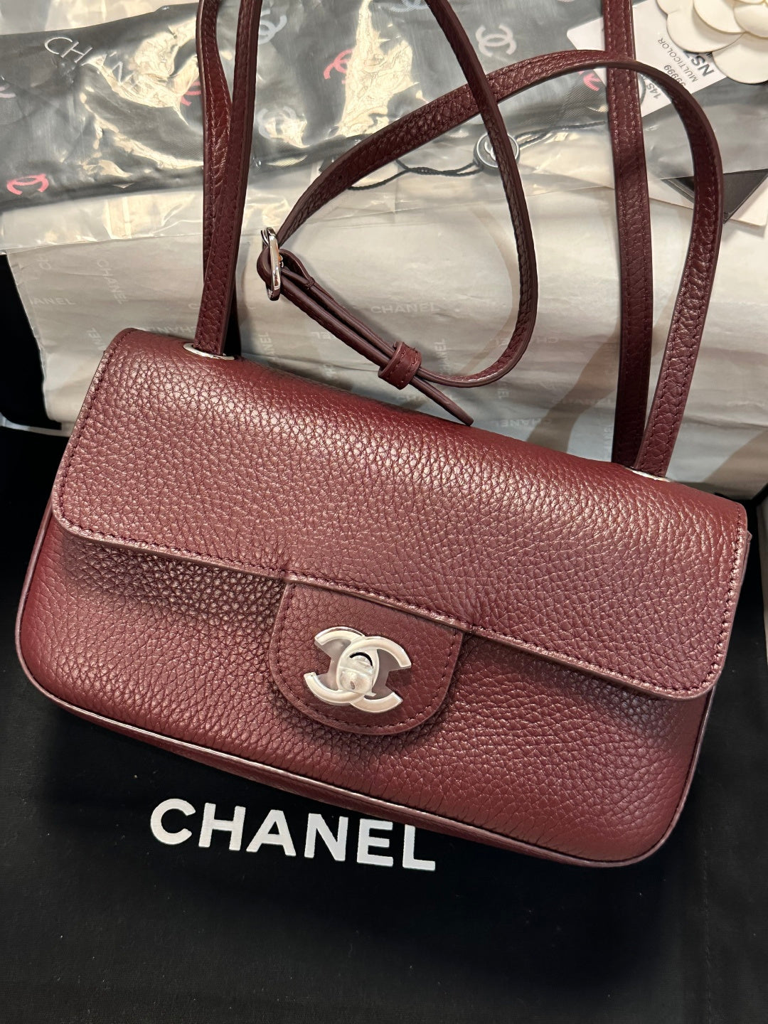 Chanel Maxi Flap Bag Wine Red Gold Hardware AS6573