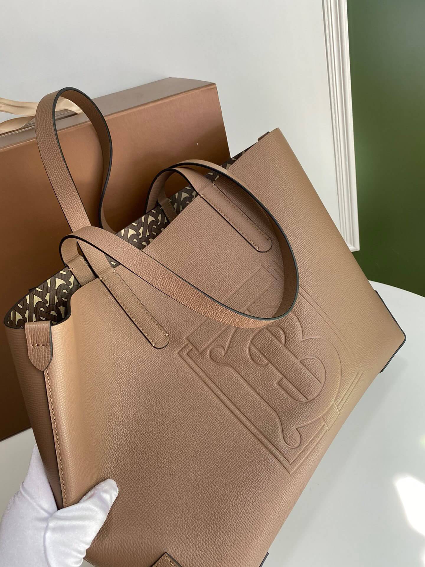 bur tote bag handbag brown cowhide 550678 for 2022