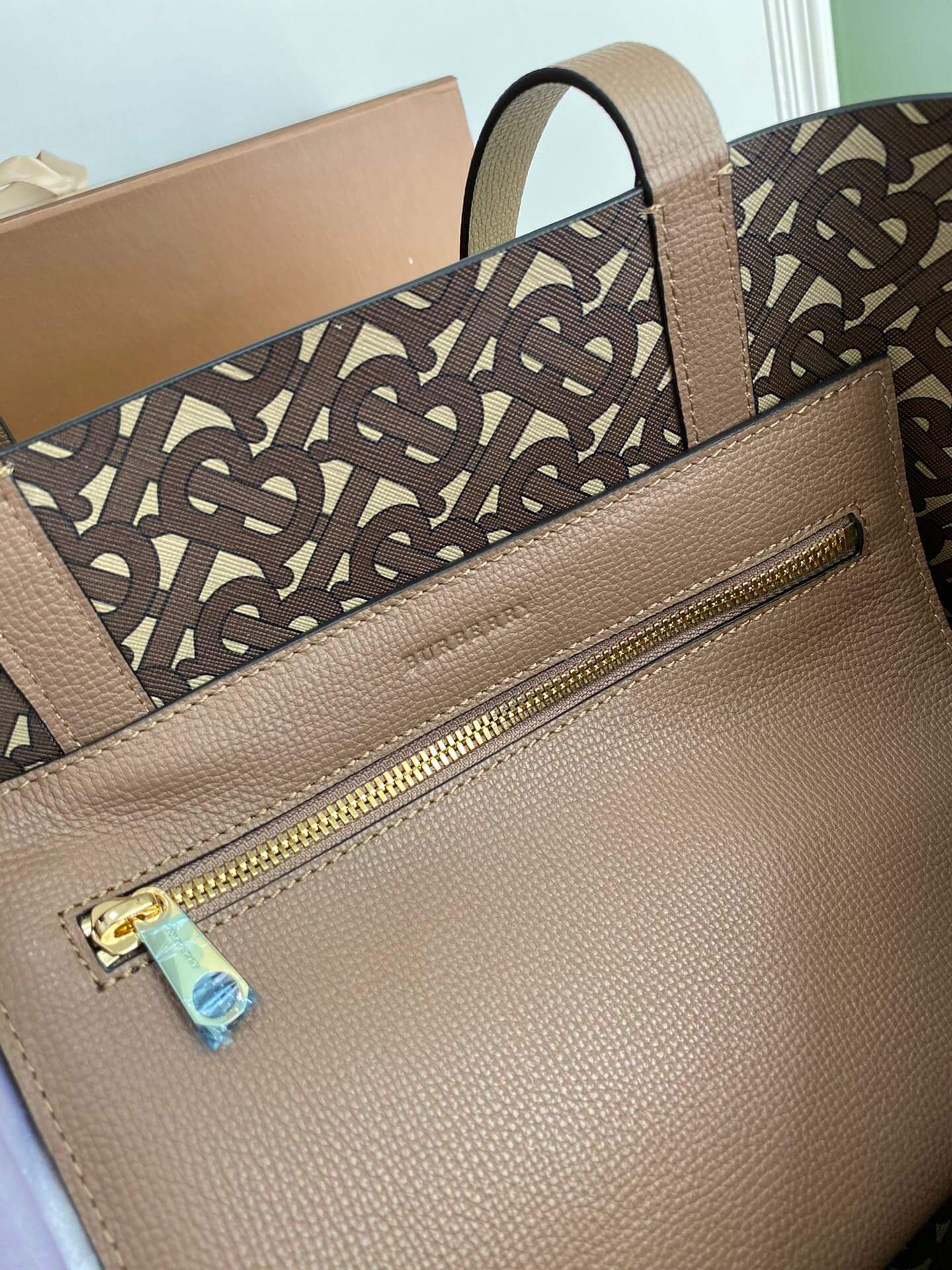 bur tote bag handbag brown cowhide 550678 for 2022