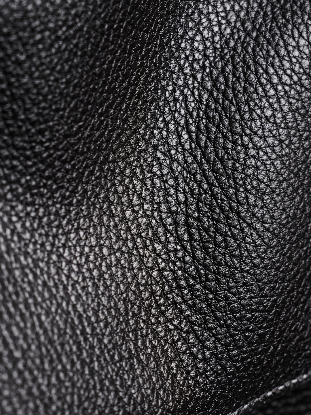 Chanel Maxi Flap Black - Image 2