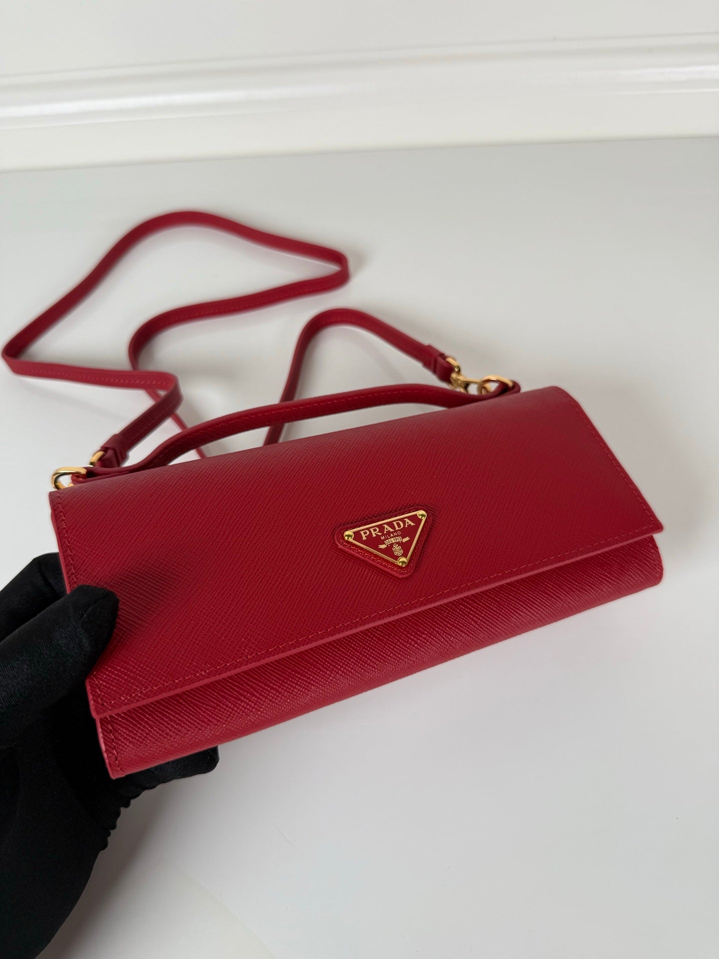 Prada 1MT042 Wallet Red - View 4