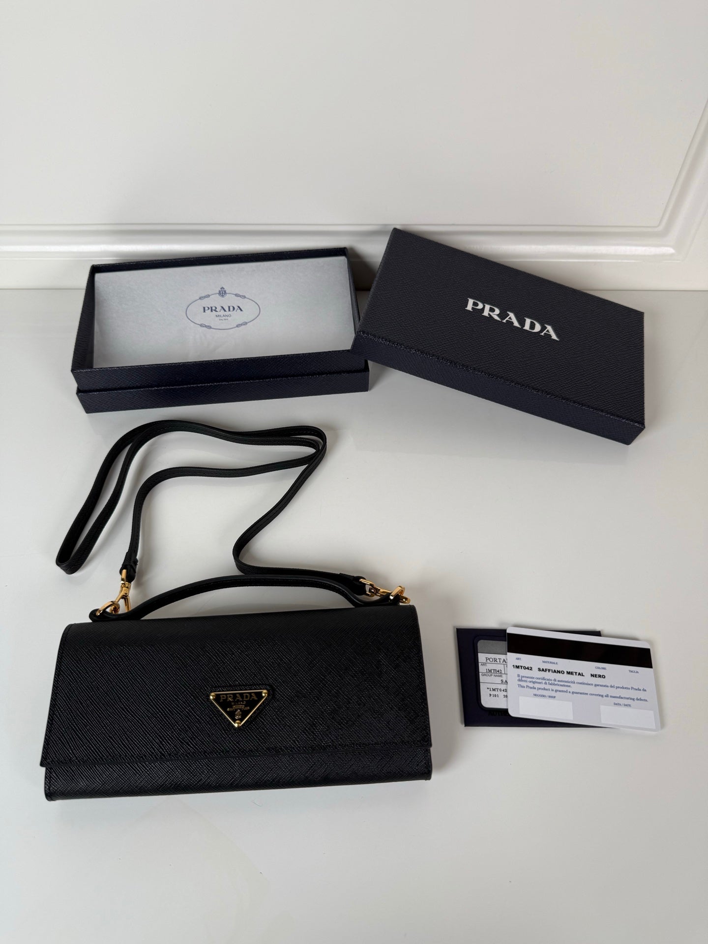 Prada 1MT042 Wallet Black - View 8