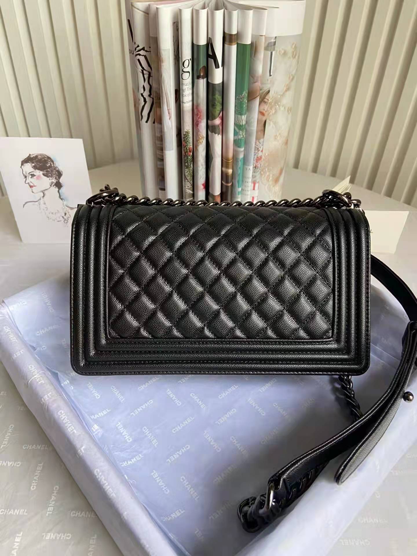 leboy 25 black hardware caviar cowhide edge