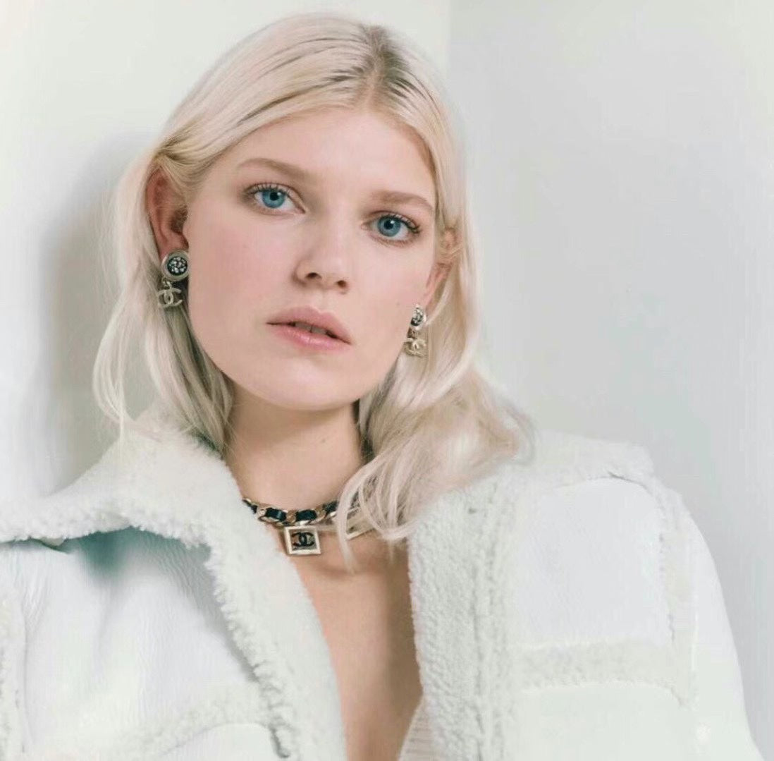 cha cc earrings pale gold free shipping 1