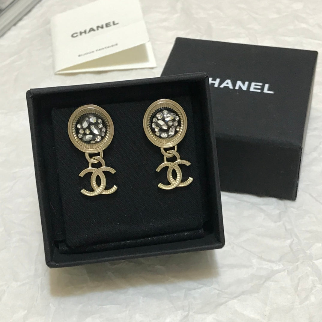 cha cc earrings pale gold free shipping 1