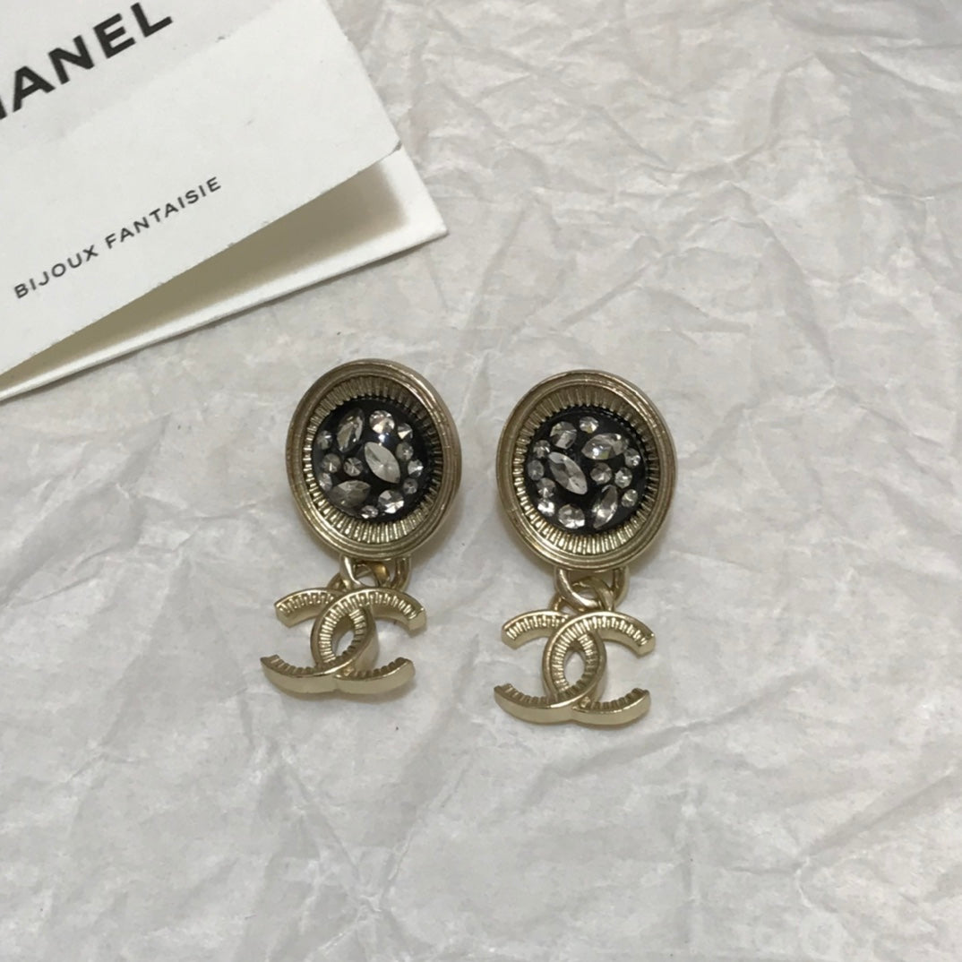 cha cc earrings pale gold free shipping 1