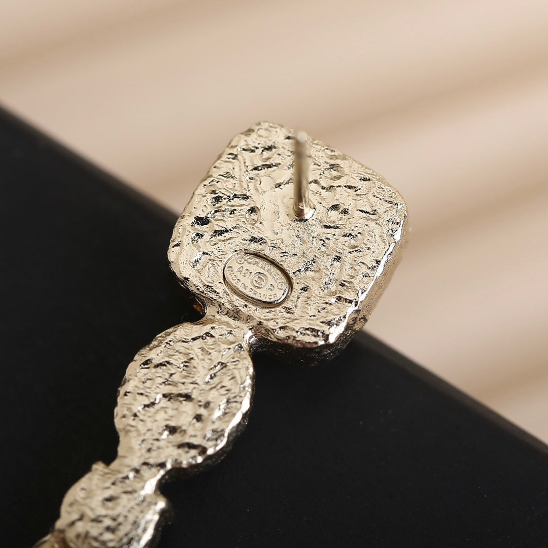 cha cc earrings pale gold free shipping