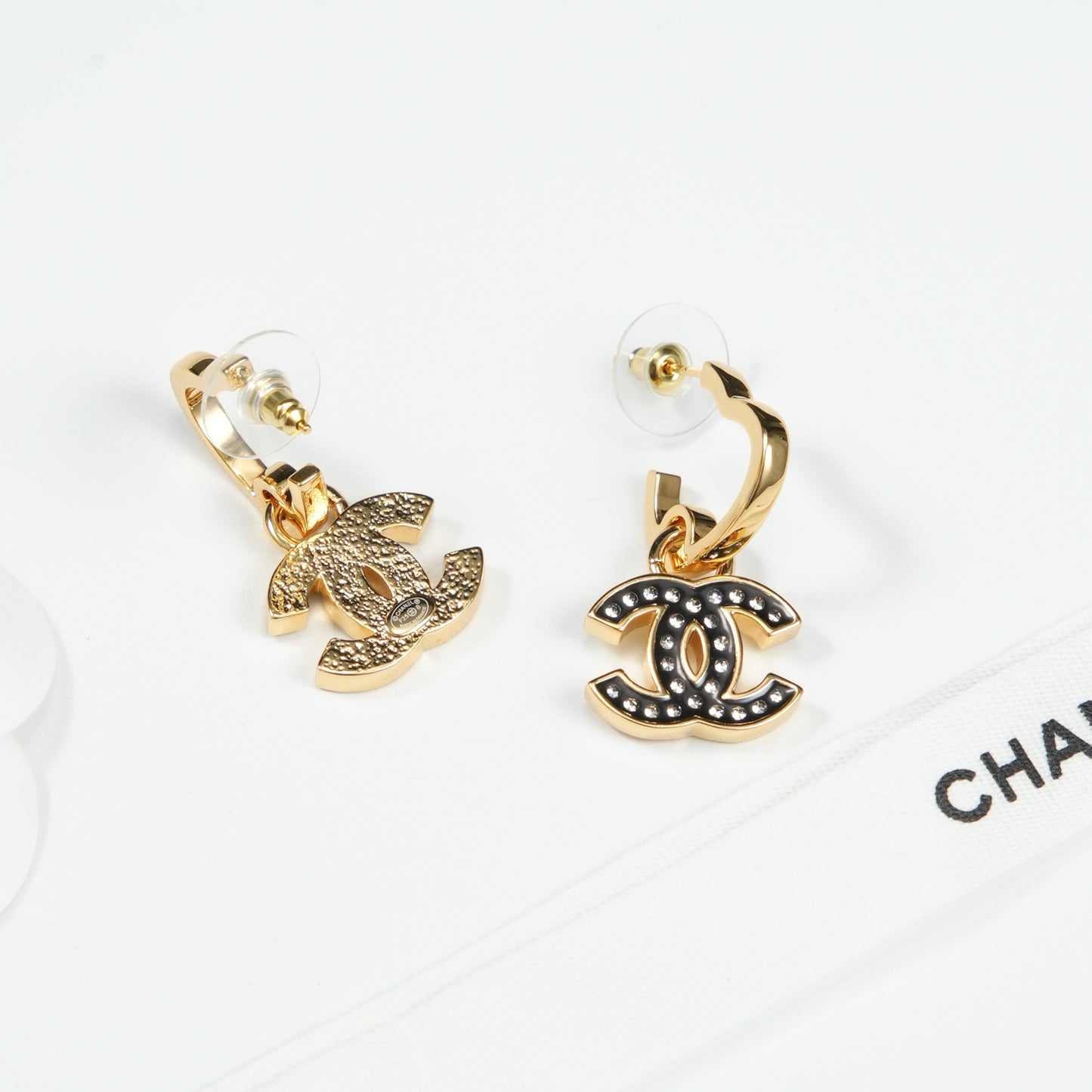 Chanel earrings gold MLD10051