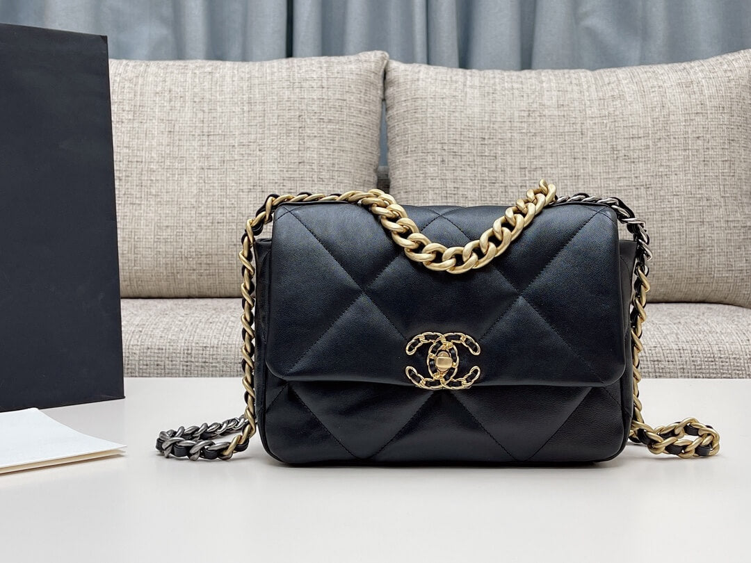 chan 19bags lambskin leather gold black
