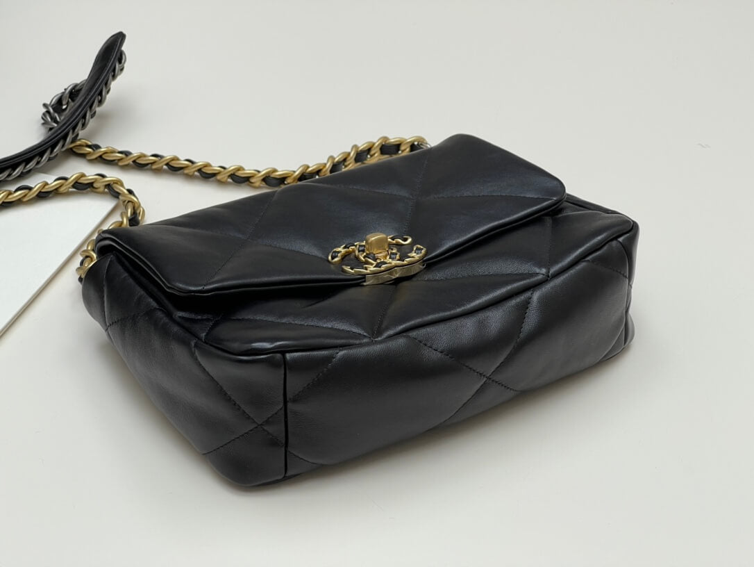 chan 19bags lambskin leather gold black