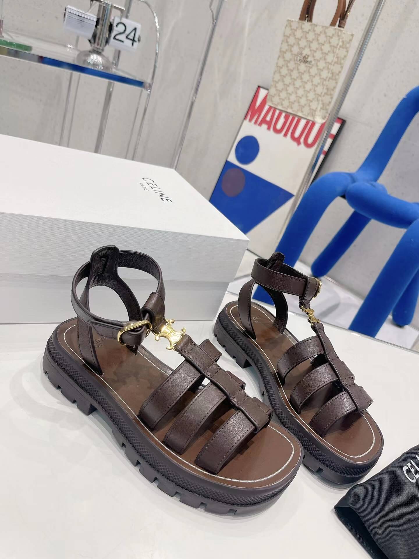 cl sandals brown 37 43mens size