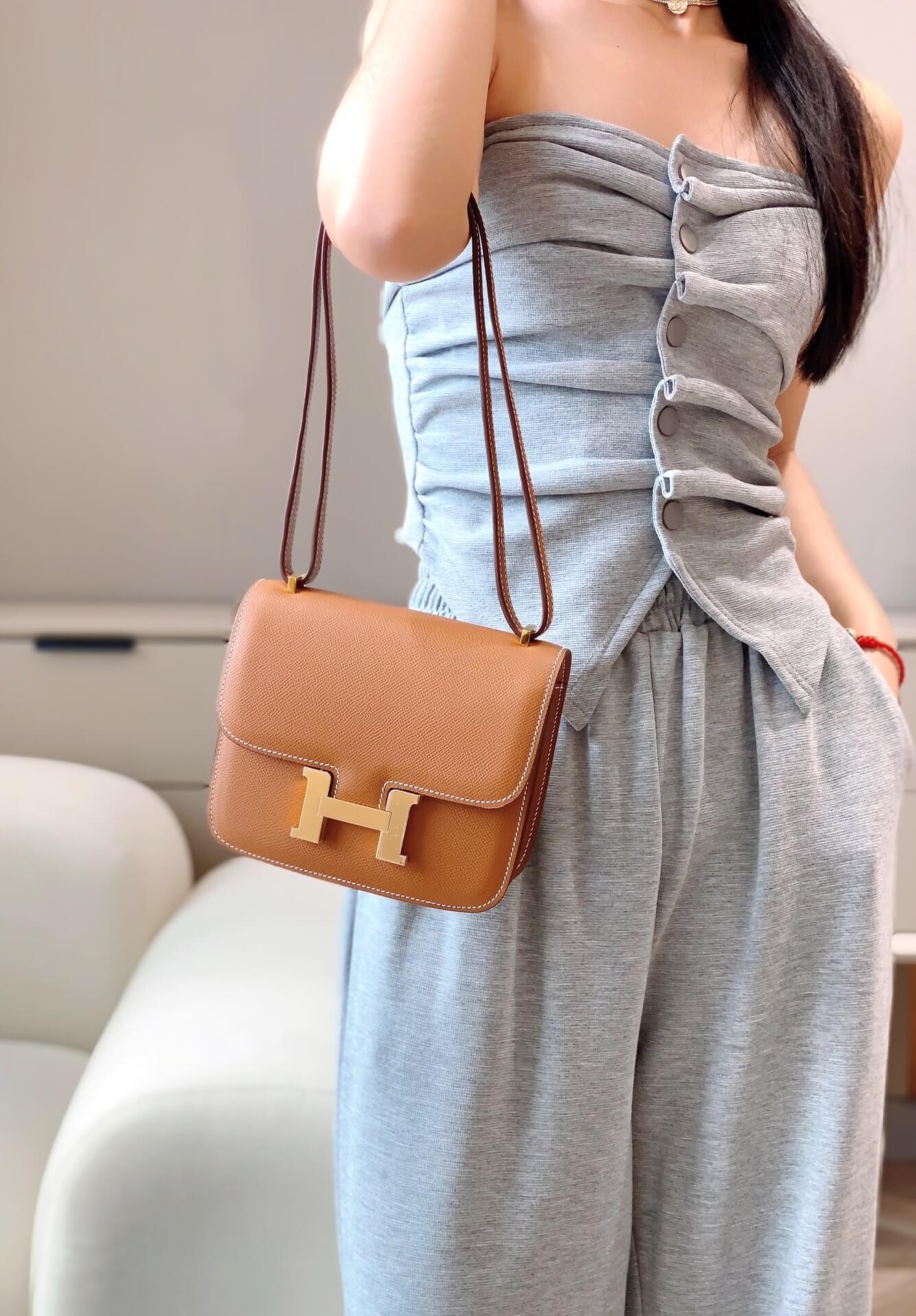 HM Constance 18 Epsom Leather Gold Hardware Brown QWE1235