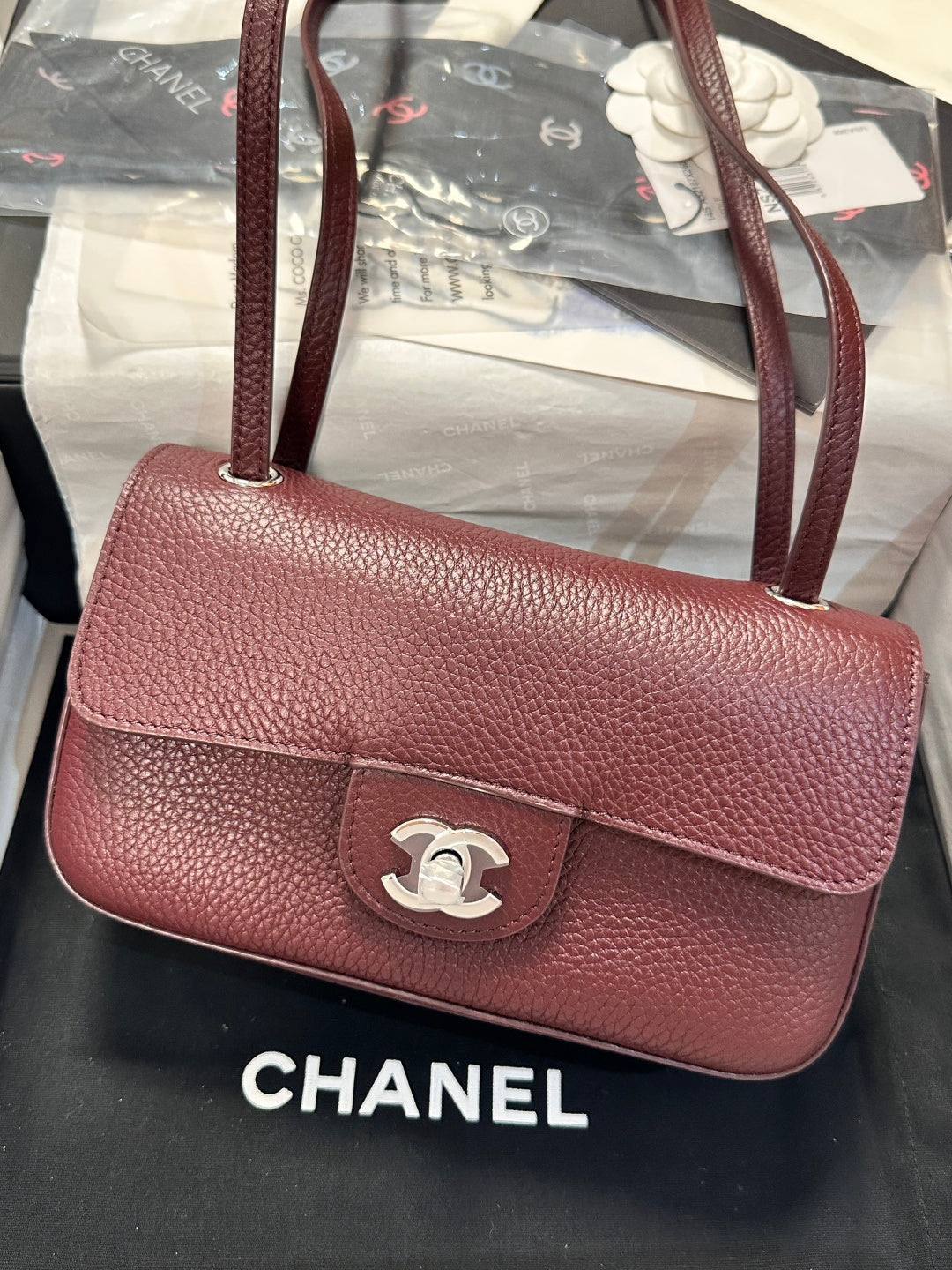 Chanel Maxi Flap Bag Wine Red Gold Hardware AS6573
