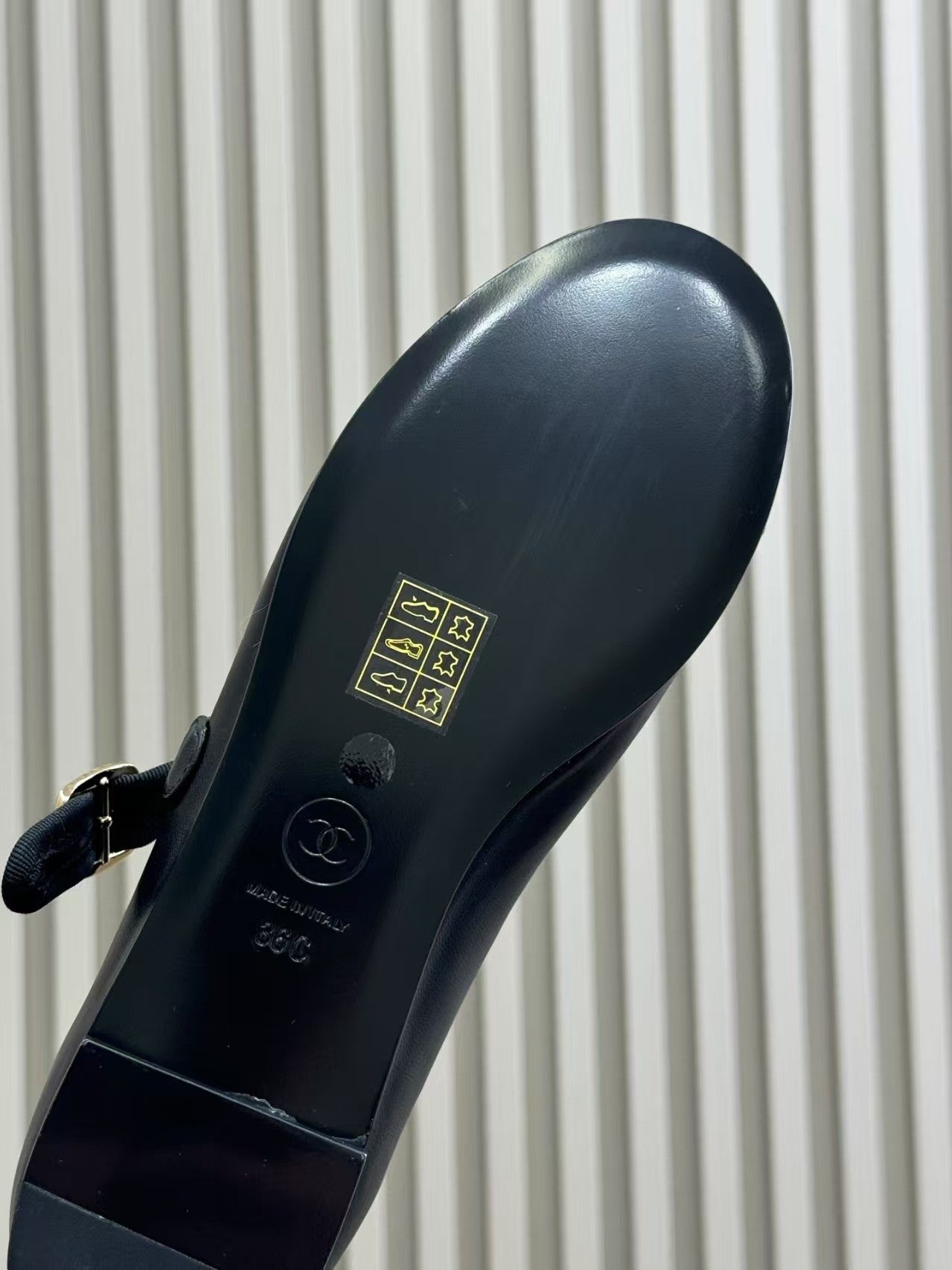 CHA MARY JANES Lambskin Black Sandle