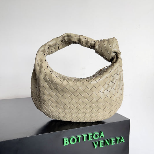 Bottega Veneta Jodie Medium Taupe 690225