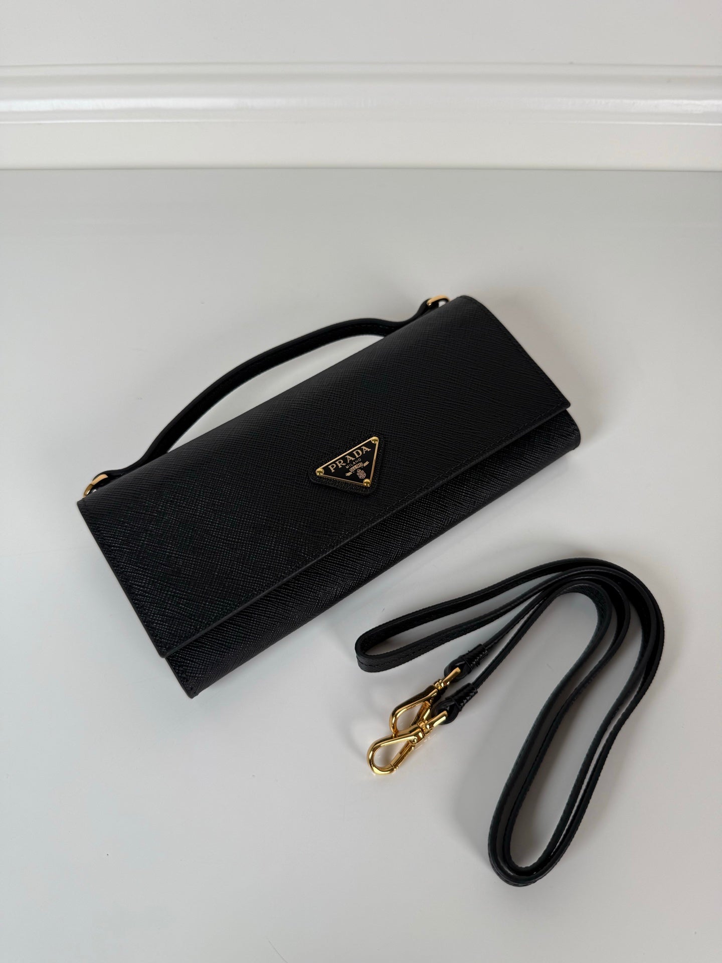 Prada 1MT042 Wallet Black - View 6