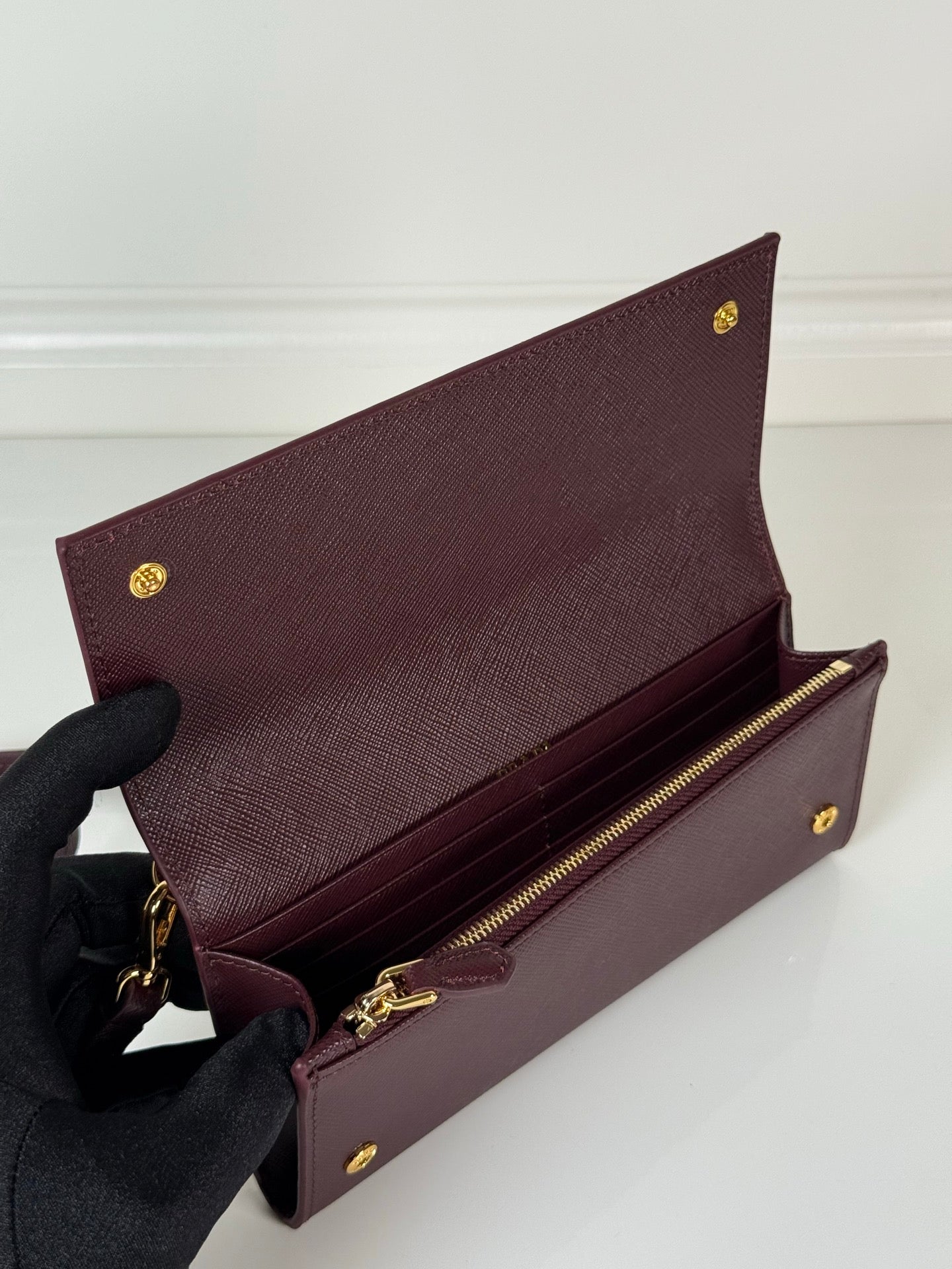 Prada 1MT042 Wallet Maroon - View 3