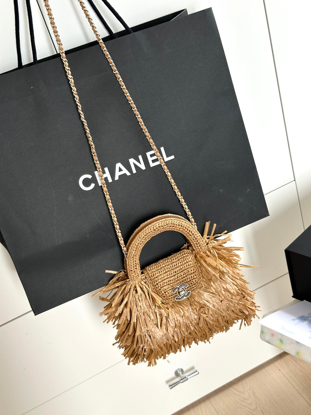 Chanel Mini Shopping - Image 9