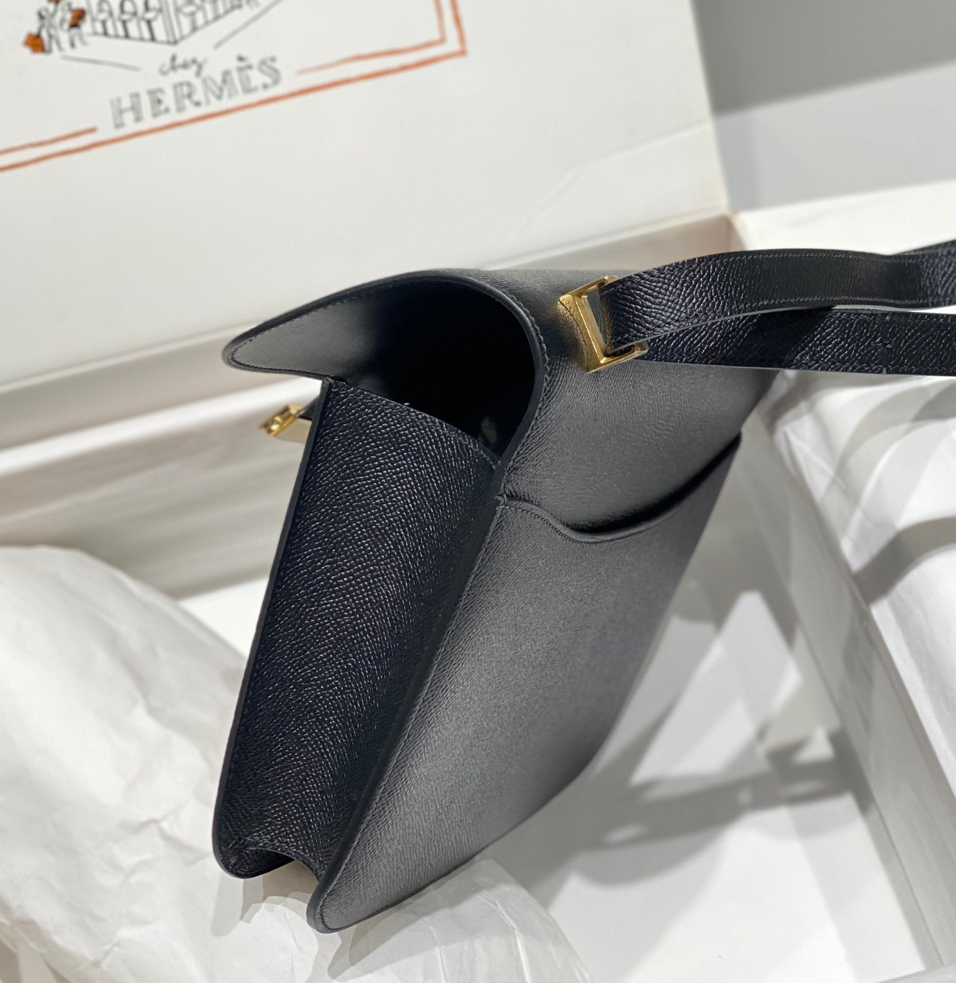 Hermès Constance 23 Black Gold 26050923