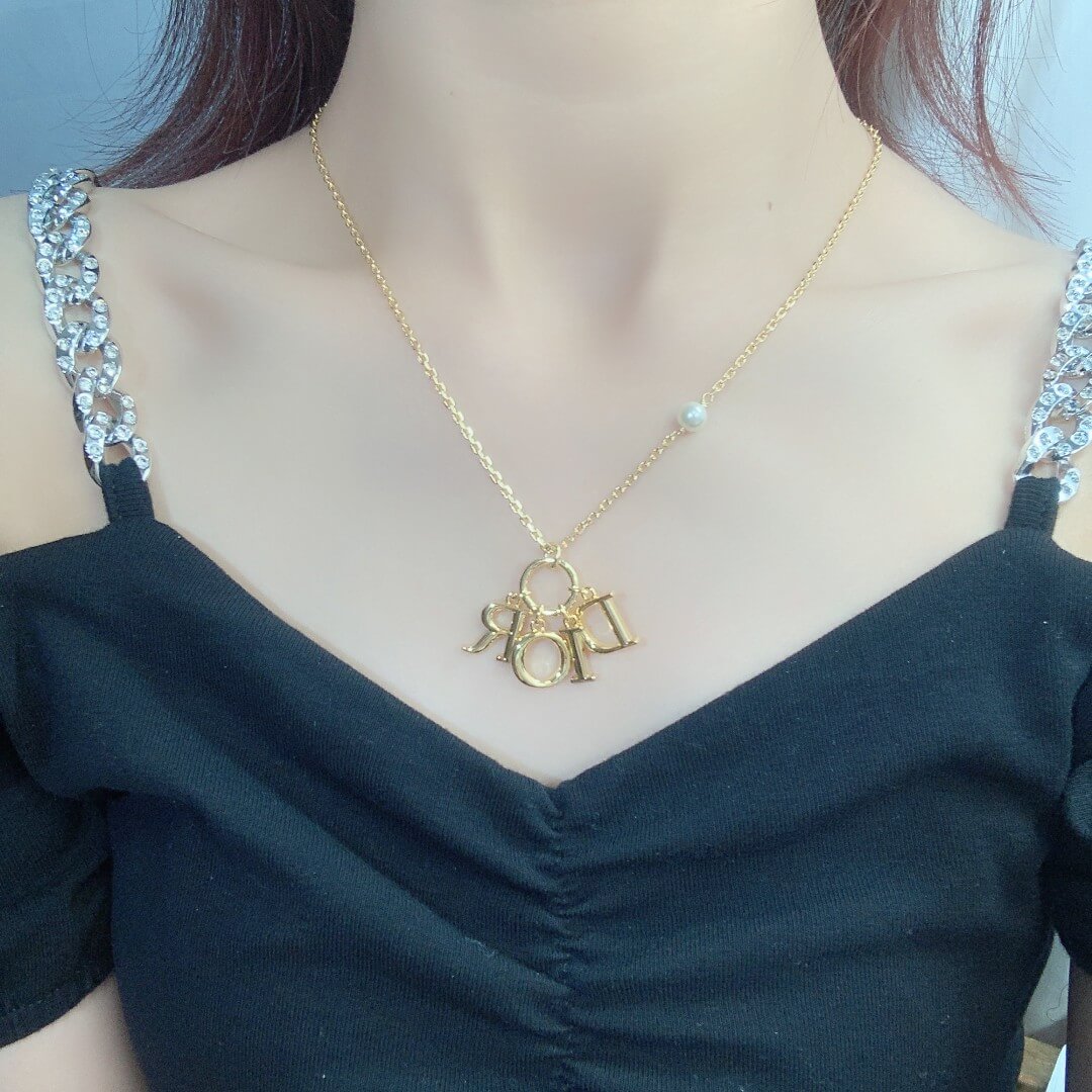 do necklace bracelet peach heart free shipping