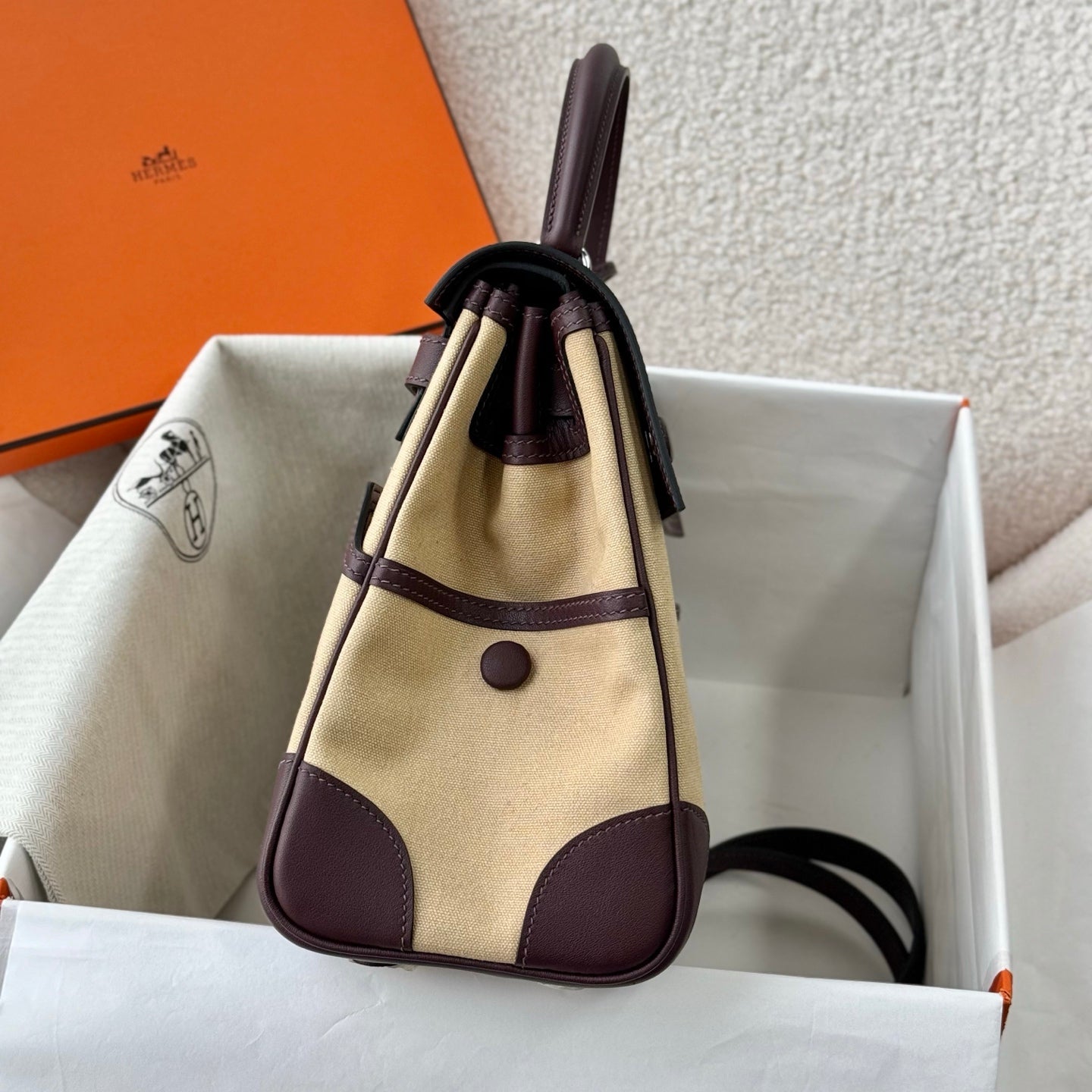 Hermes Kelly 28 Cargo Swift Trench Beige Silver Hardware hm2607303-2