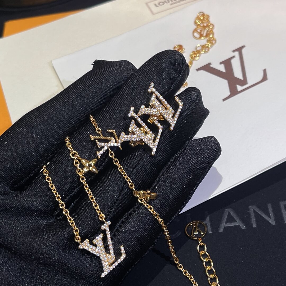 2022 spring summer necklace bracelet earrings diamonds set