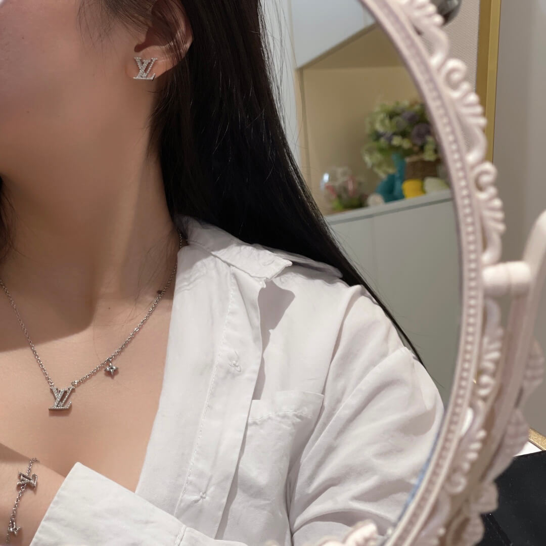 2022 spring summer necklace bracelet earrings diamonds set