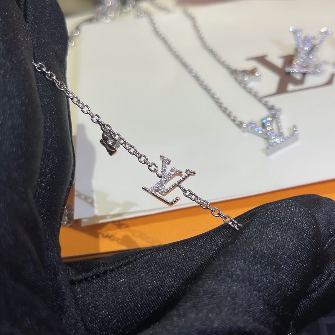 2022 spring summer necklace bracelet earrings diamonds set