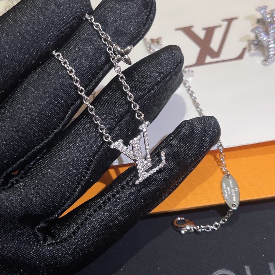 2022 spring summer necklace bracelet earrings diamonds set