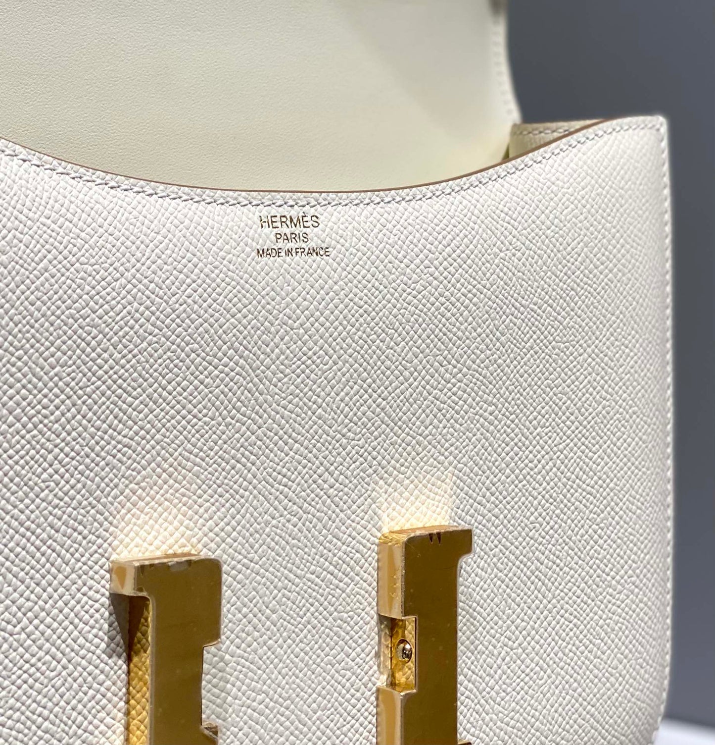 Hermès Constance 23 Milkshake White Gold Hardware 26050923