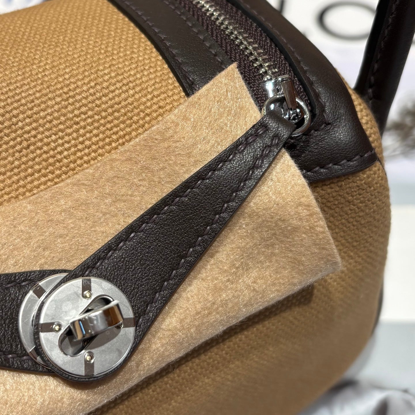 Hermes Lindy 19 Canvas Mousse Date Brown LD2607301
