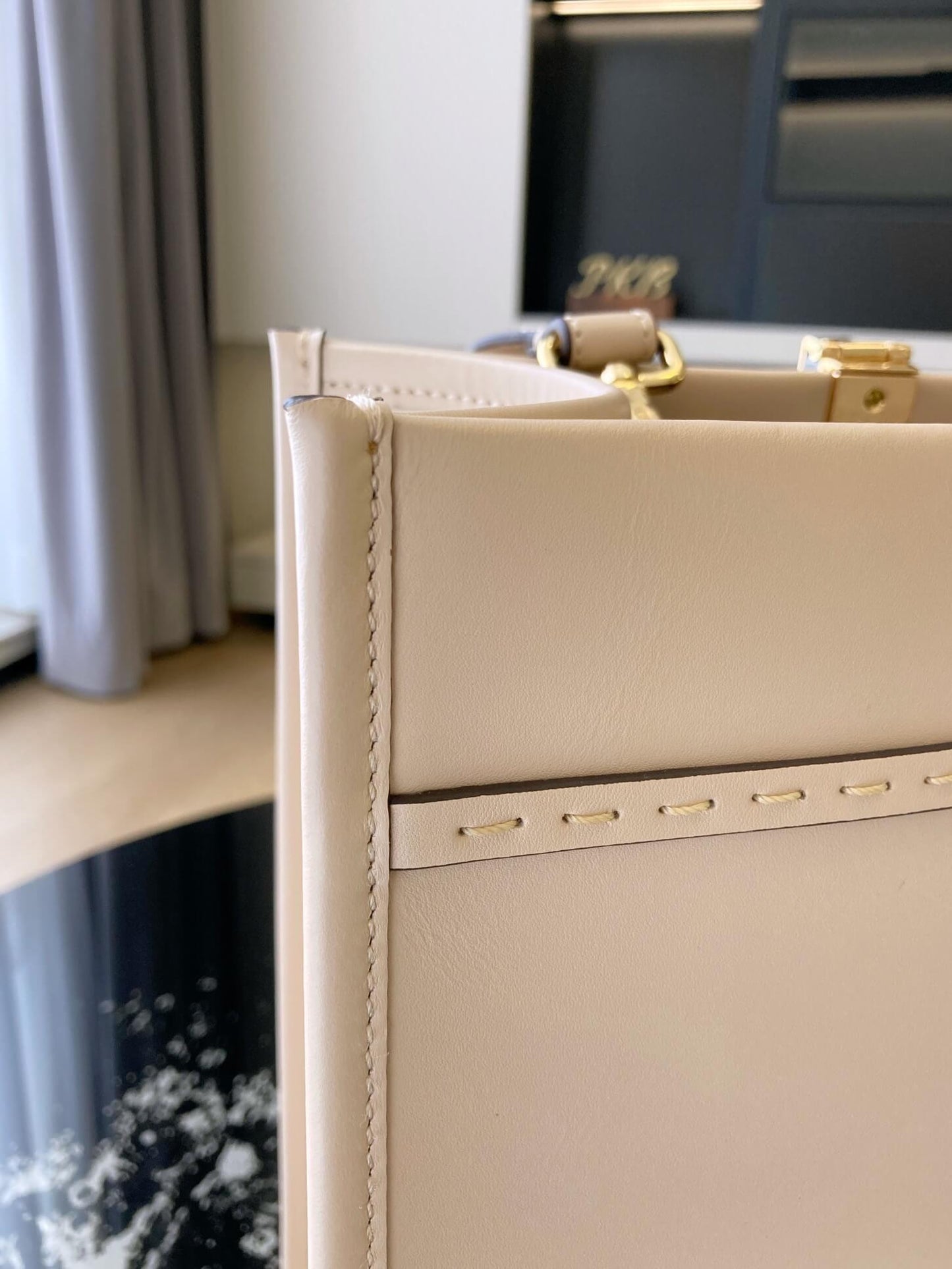 fendi tote bag m size nude pink