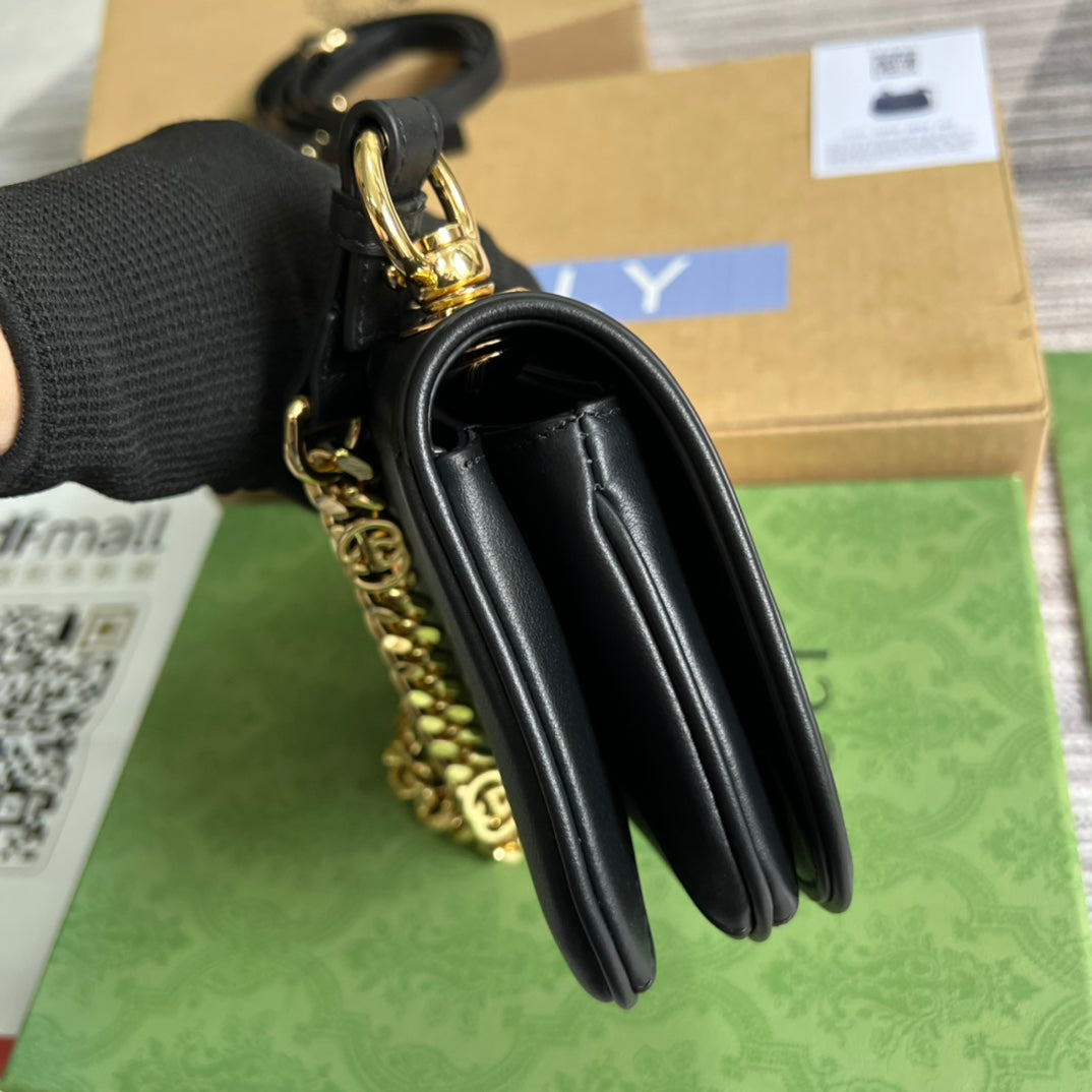 gc 724645 subaxillary bag 21cm black leather
